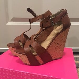 Shoedazzle brown wedge sandals “jan” 7.5
